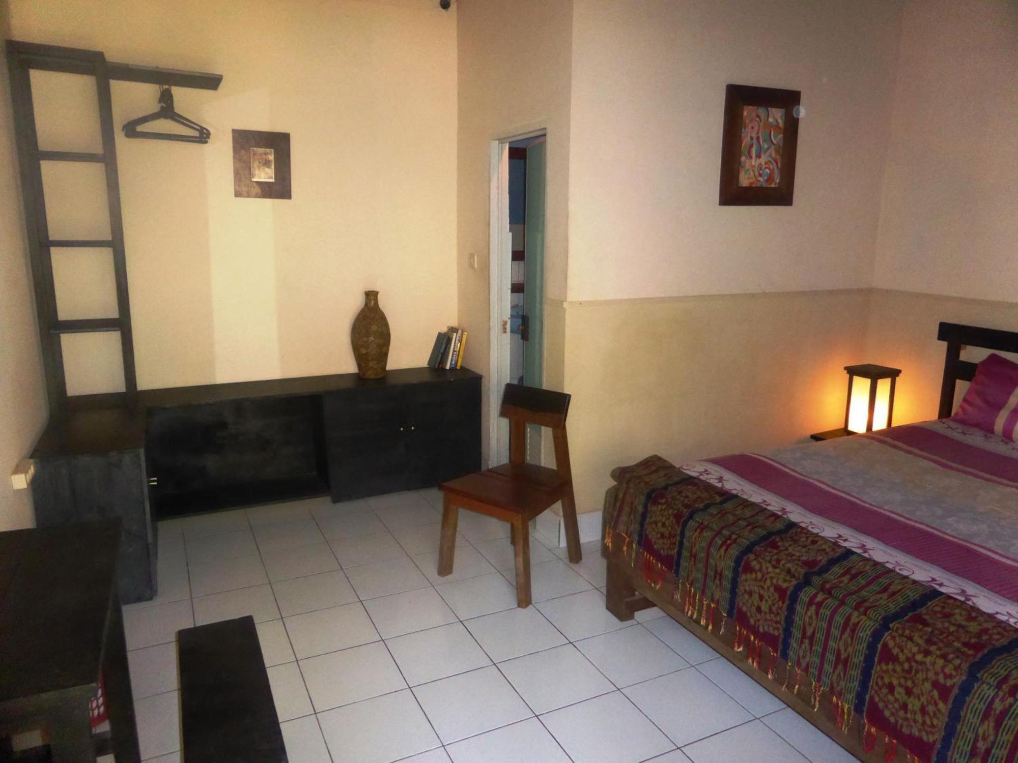 La Casa Homestay Сенггігі Номер фото